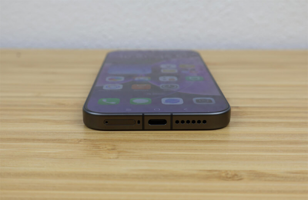 Xiaomi 17: Обзор компактного флагмана с самым мощным процессором