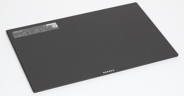 Обзор ноутбука Asus Zenbook Duo UX8407AA с двумя OLED-экранами