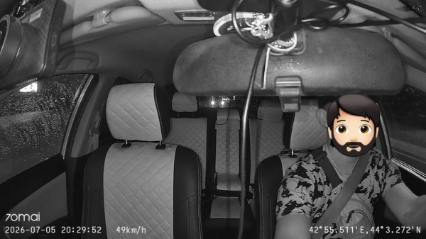 
                            Обзор видеорегистратора 70mai T400: Видит всё и на дороге и в салоне автомобиля
            
            
            
                    