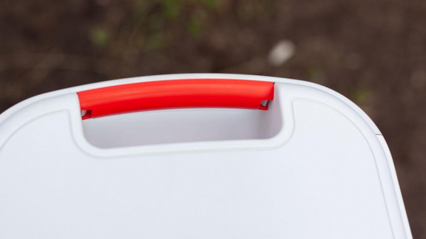 Компактная Bluetooth-колонка с беспроводным микрофоном. Обзор Урал «Молния 700»
Компактная Bluetooth-колонка с беспроводным микрофоном. Обзор Урал «Молния 700»